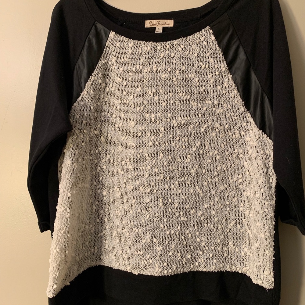 True Freedom Women’s Mixed Media Sweater L